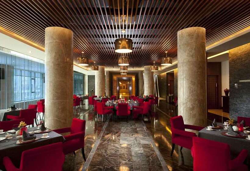 هتل Hilton Beijing Capital Airport