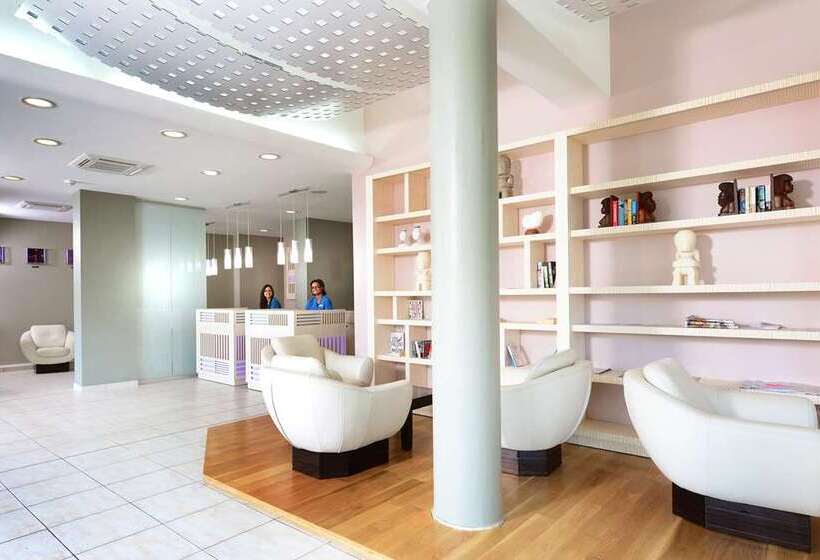 هتل Hilton Noumea La Promenade Residences