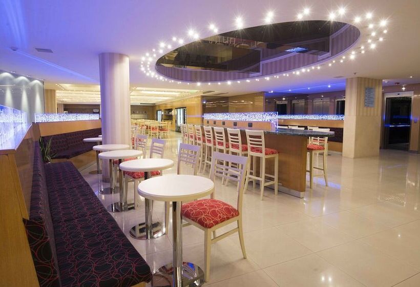 호텔 Holiday Inn Express Rosario, An Ihg