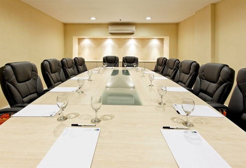 호텔 Holiday Inn Express Rosario, An Ihg