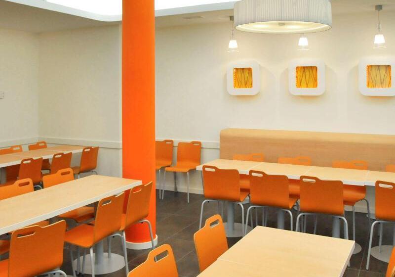 酒店 Ibis Budget Girona Costa Brava