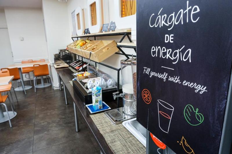 酒店 Ibis Budget Girona Costa Brava