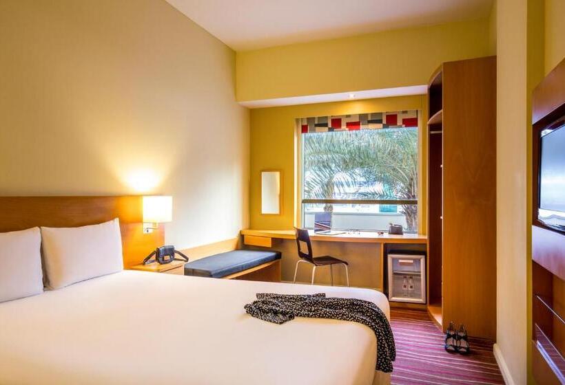 هتل Ibis Mall Avenue Dubai