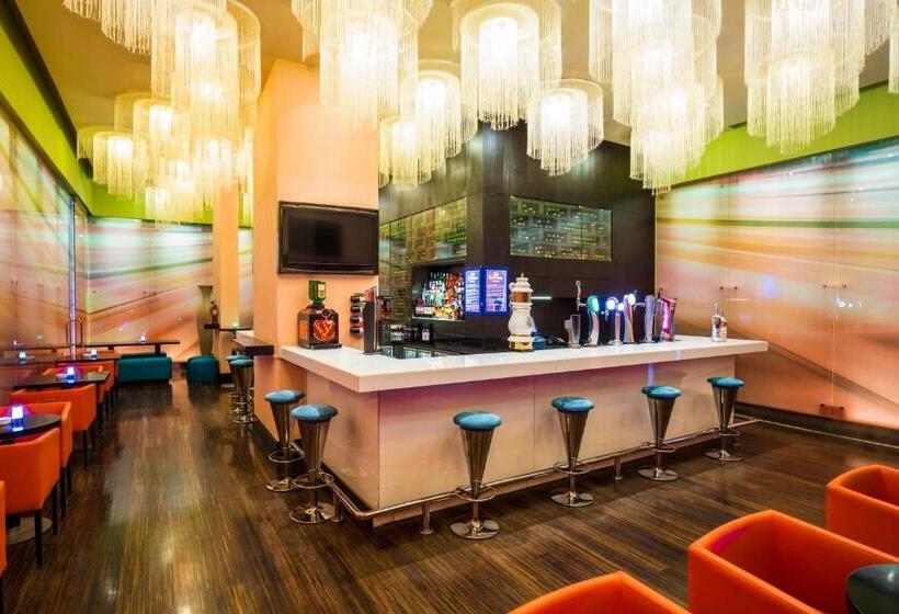 هتل Ibis Mall Avenue Dubai