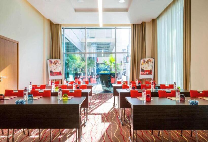 هتل Ibis Mall Avenue Dubai