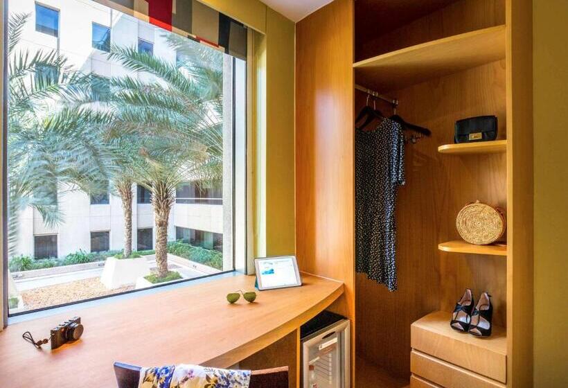 هتل Ibis Mall Avenue Dubai