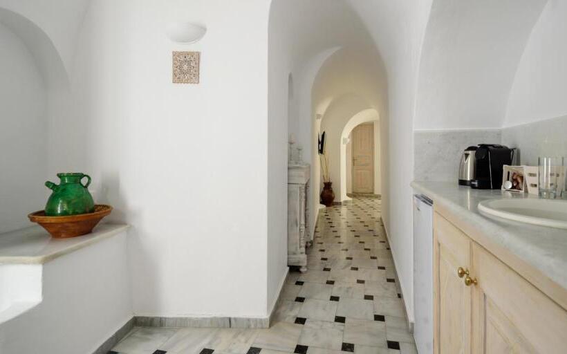 Mybozer Hotel Kallisto