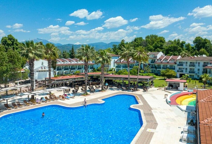 فندق Lykia Botanika Beach & Fun Club