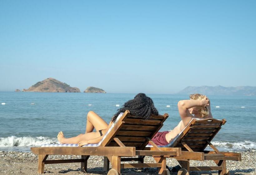 فندق Lykia Botanika Beach & Fun Club