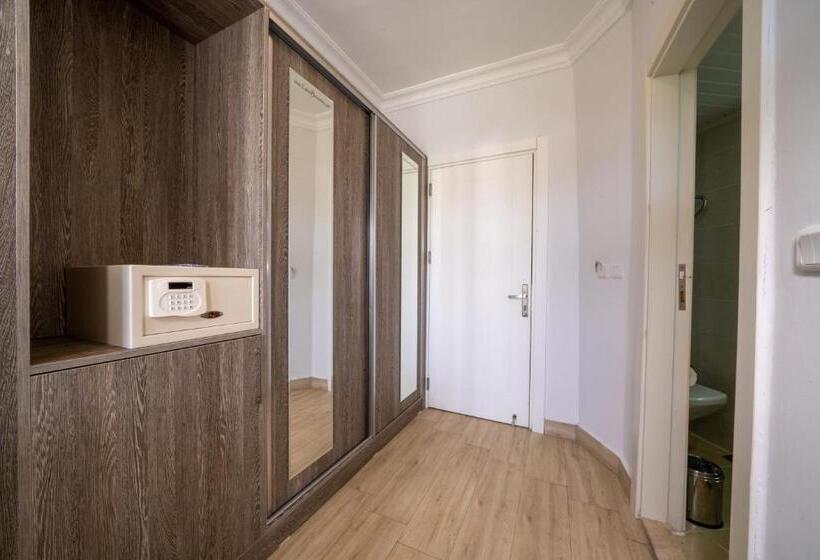 فندق Lykia Botanika Beach & Fun Club