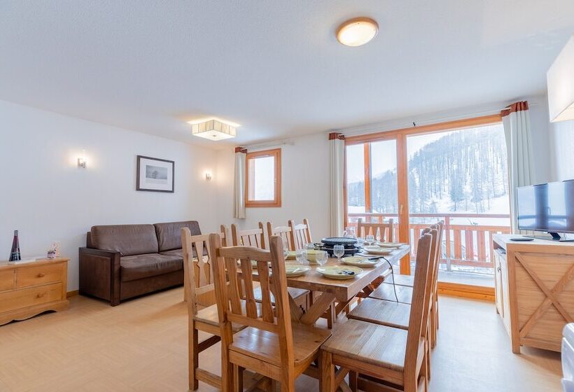 בית מלון כפרי Madame Vacances Residence Le Parc Des Airelles