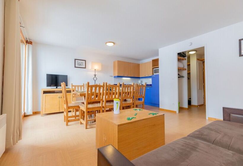 בית מלון כפרי Madame Vacances Residence Le Parc Des Airelles