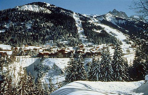 ホテル Madame Vacances Residence Le Chalet Du Thabor