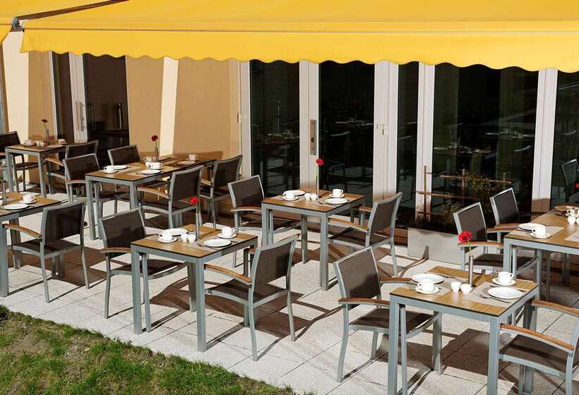 فندق NH Berlin Potsdamer Platz