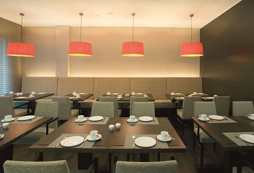 فندق NH Berlin Potsdamer Platz