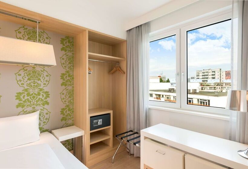 فندق NH Berlin Potsdamer Platz