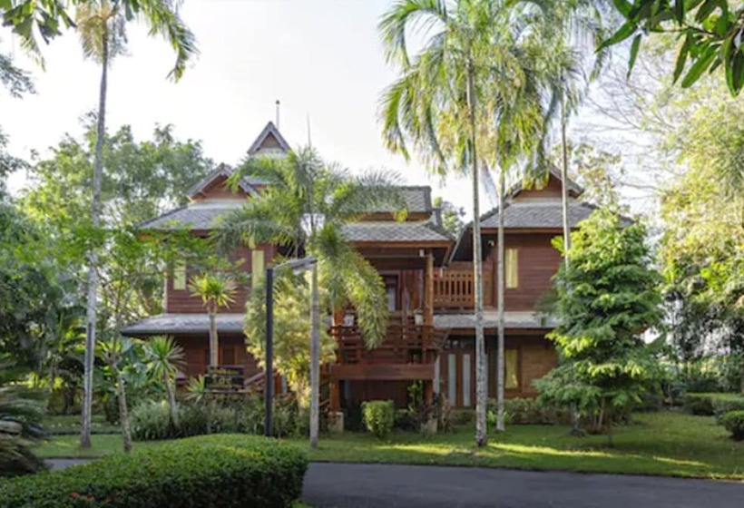 Hotel Phowadol Resort And Spa