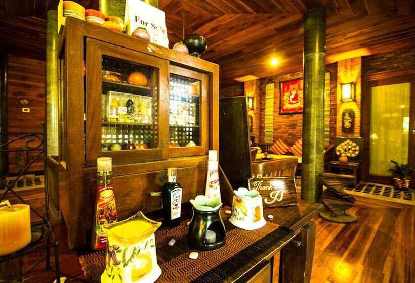 Hotel Phowadol Resort And Spa