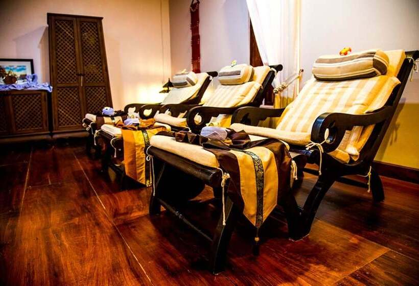 Hotel Phowadol Resort And Spa