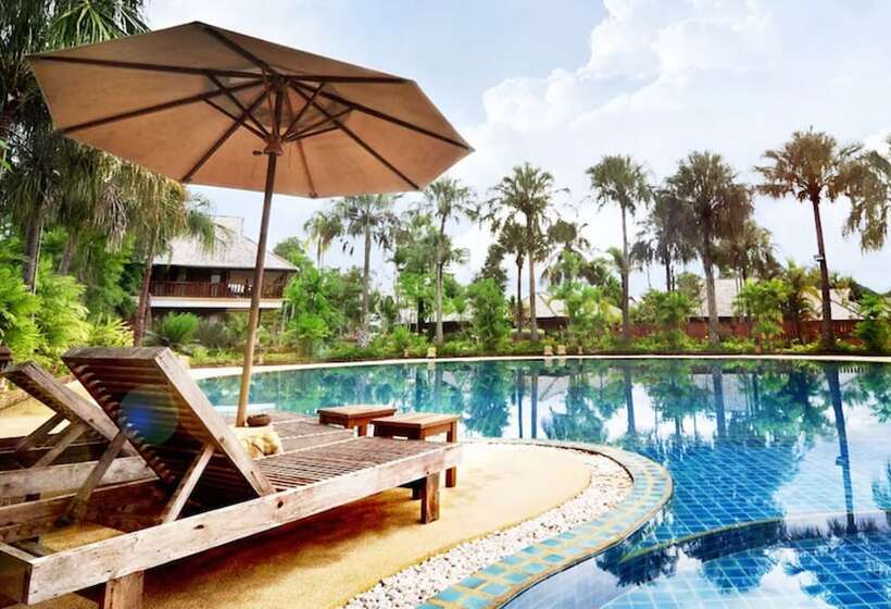 Hotel Phowadol Resort And Spa