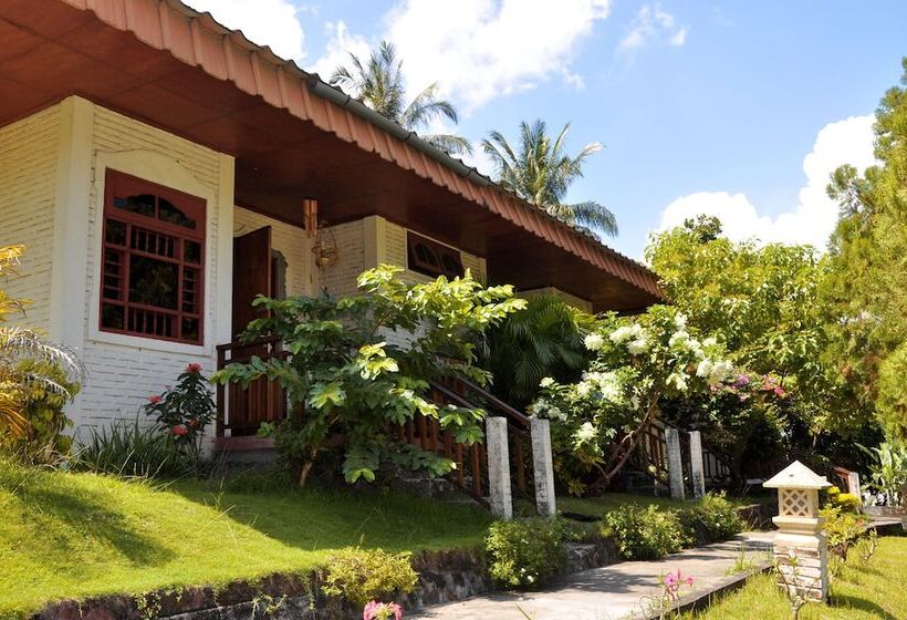 酒店 Puri Bunga Beach Cottages