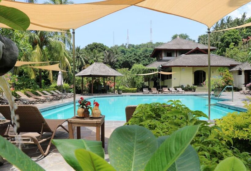 酒店 Puri Bunga Beach Cottages