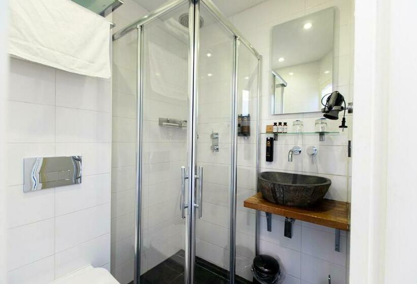 هتل Quentin Amsterdam