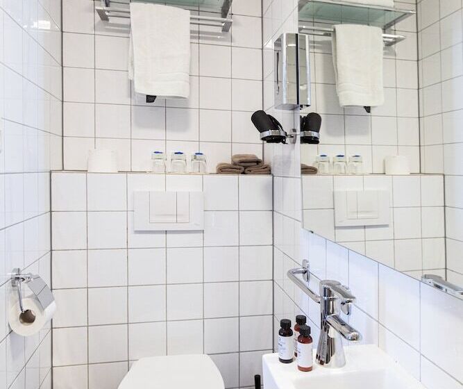 هتل Quentin Amsterdam