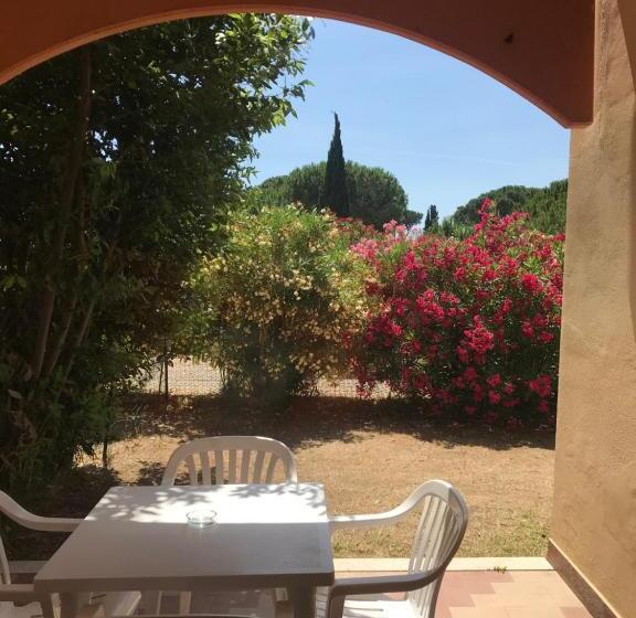 فندق Residence Il Tombolo