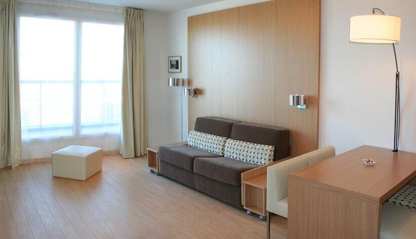 ホテル Residhome Carrieres La Defense