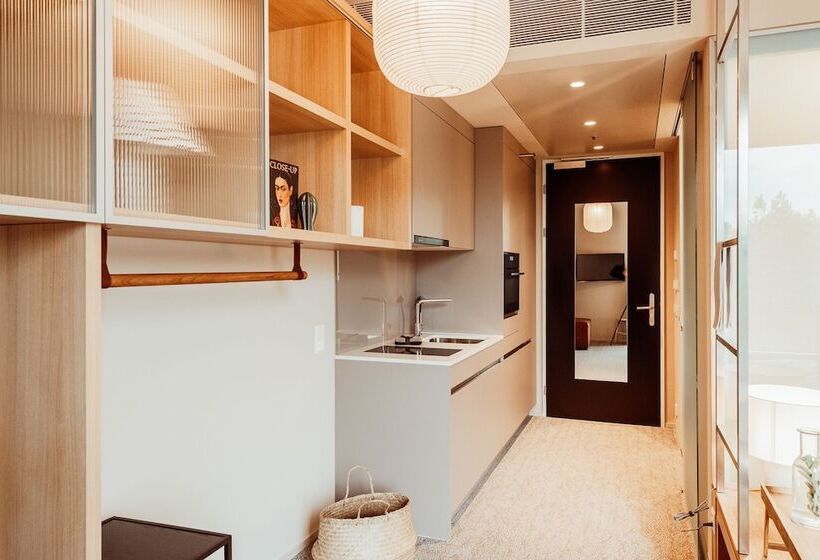 호텔 City Pop 2night Basel