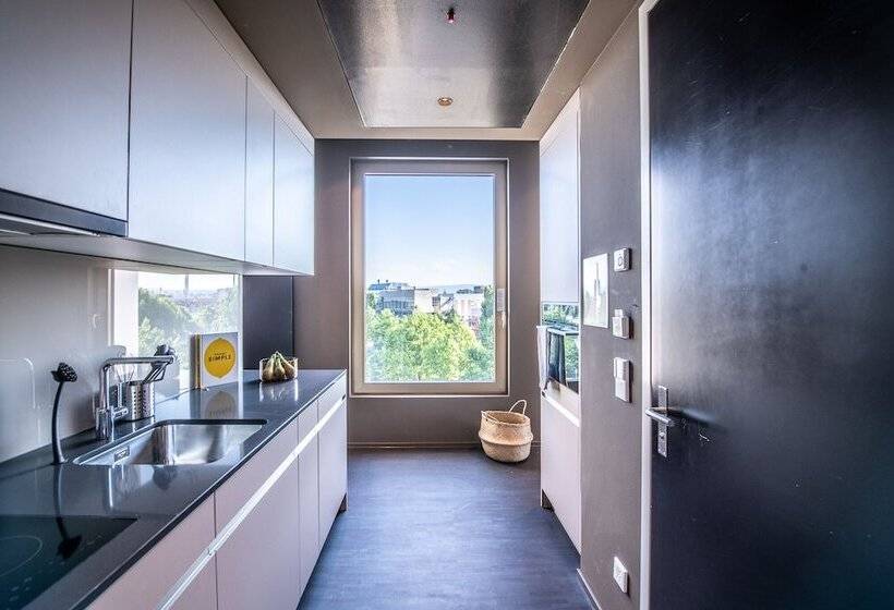 호텔 City Pop 2night Basel