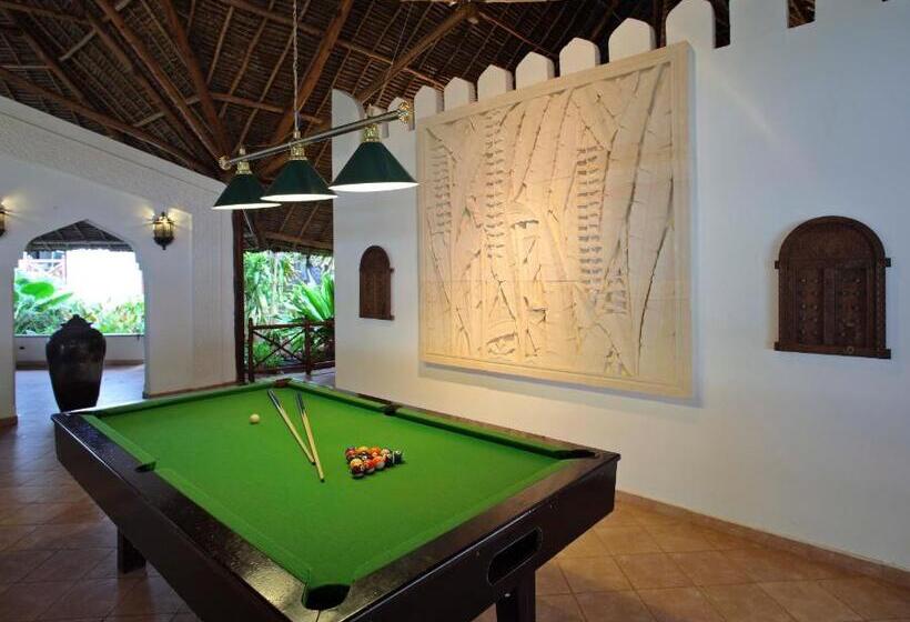 Отель Sultan Sands Island Resort & Spa