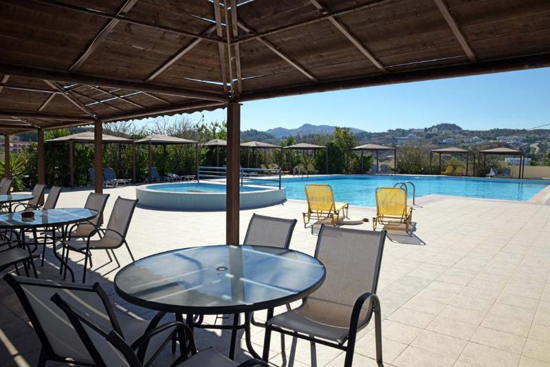 Telhinis Hotel & Apartments