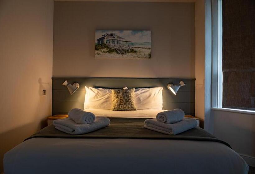 בית מלון כפרי The Bay