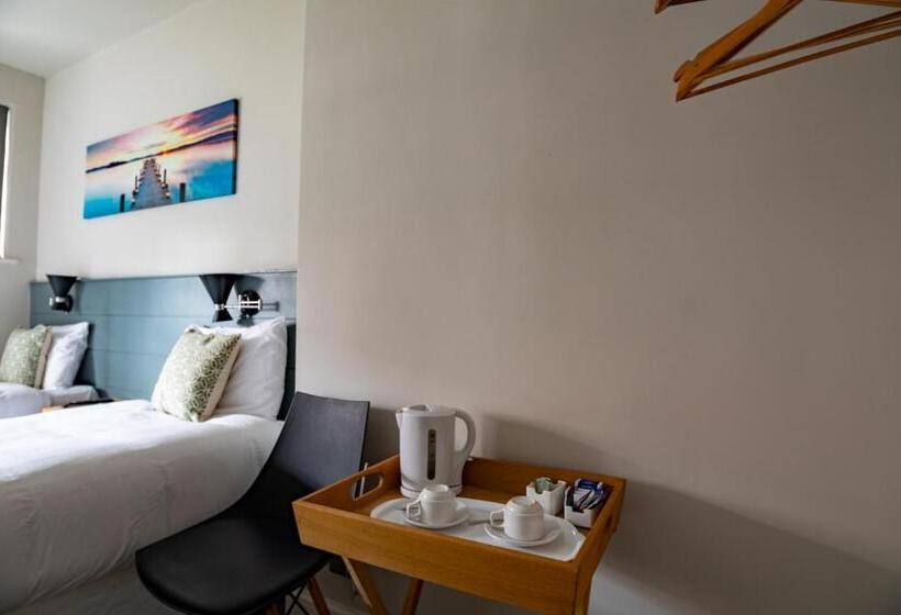 בית מלון כפרי The Bay