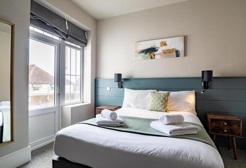 בית מלון כפרי The Bay