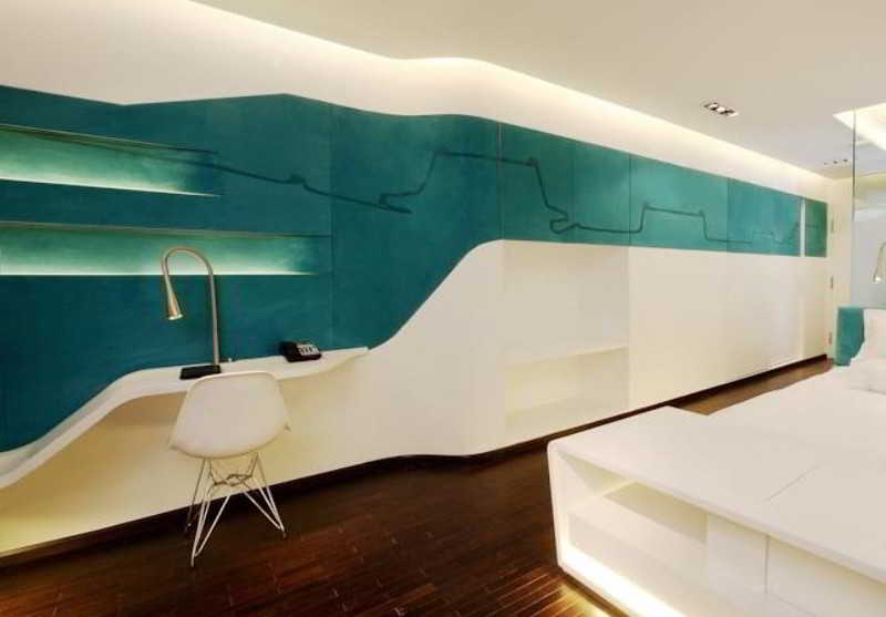 The Emperor Hotel Forbidden City