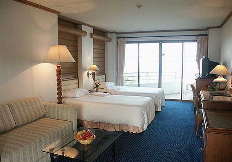 בית מלון כפרי The Imperial Hua Hin Beach Resort
