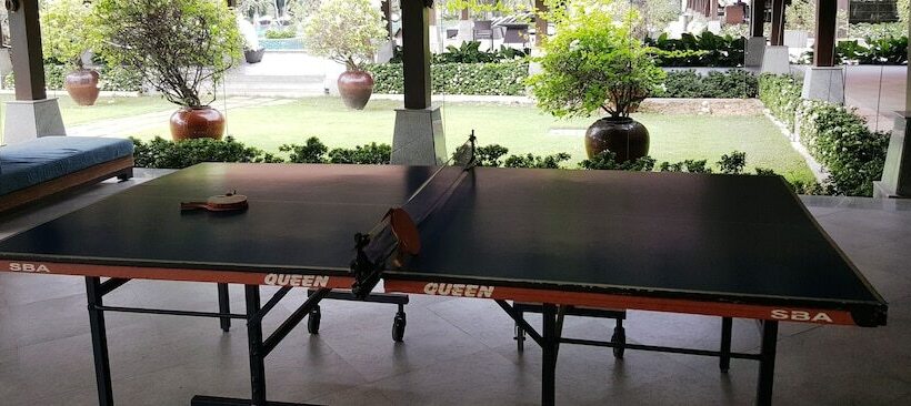 ホテル The Lalit Temple View