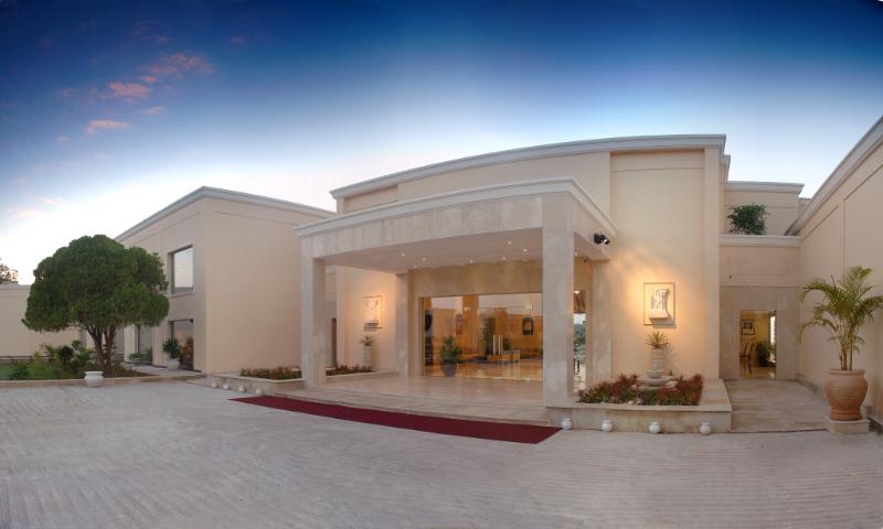 ホテル The Lalit Temple View