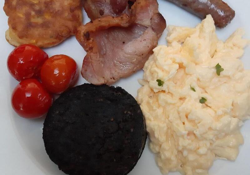 בית מלון כפרי The Spindrift Guest House