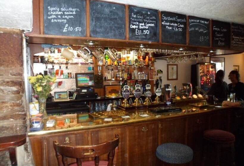 ホテル The Wellington