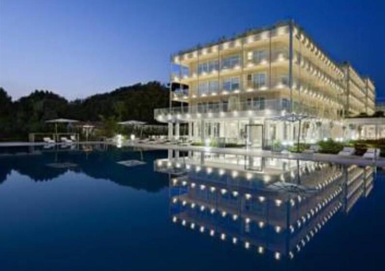 هتل Versilia Lido | Una Esperienze