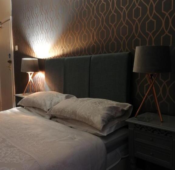 בית מלון כפרי Wavecrest