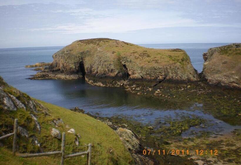 בית מלון כפרי Wavecrest