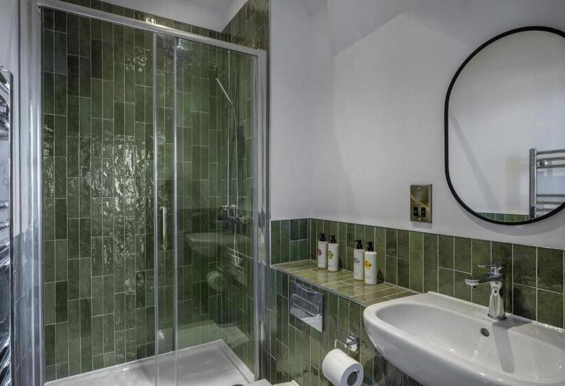 The Railway Hotel Worthing