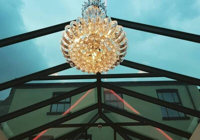 The Castle Hotel Neath