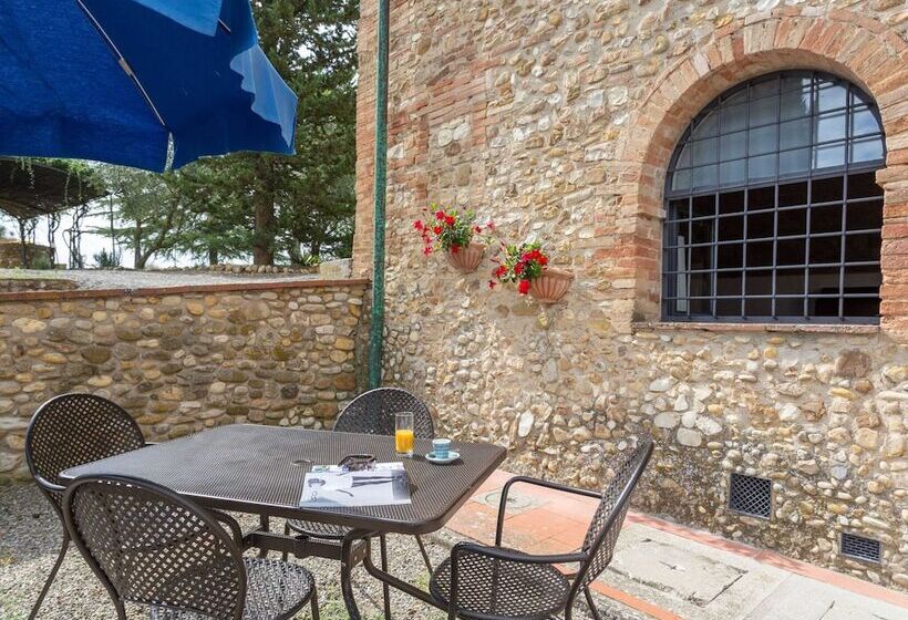 Cottage In Tavarnelle Val Di Pesa With Pool And Garden