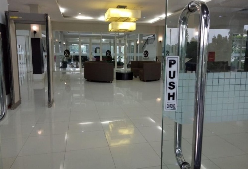 فندق Bonero Residence